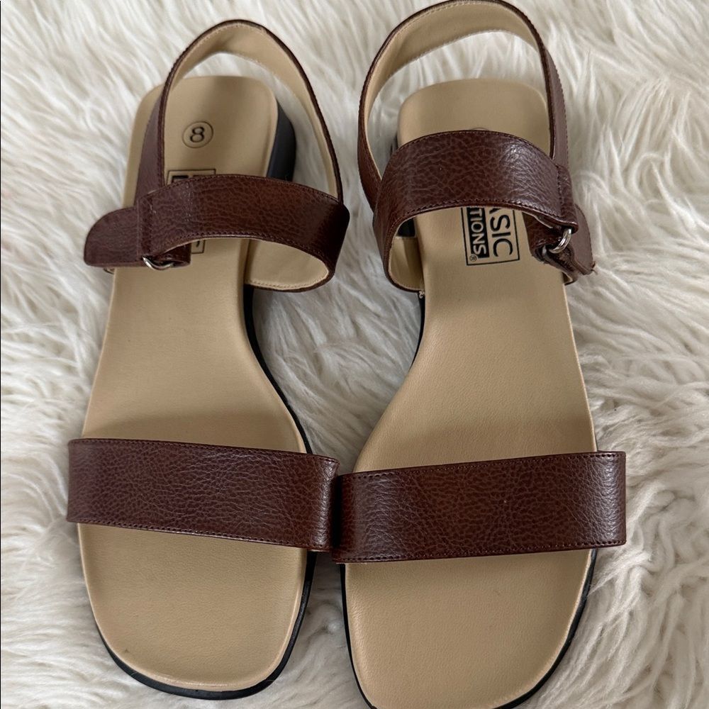 Basic Editions Brown Strap Sandals Size 8    NWOT